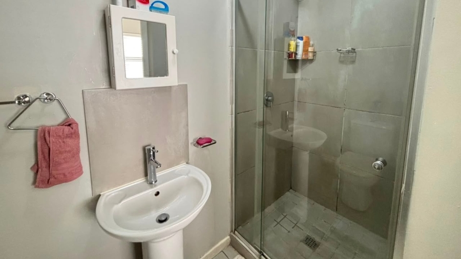 2 Bedroom Property for Sale in Parklands Western Cape